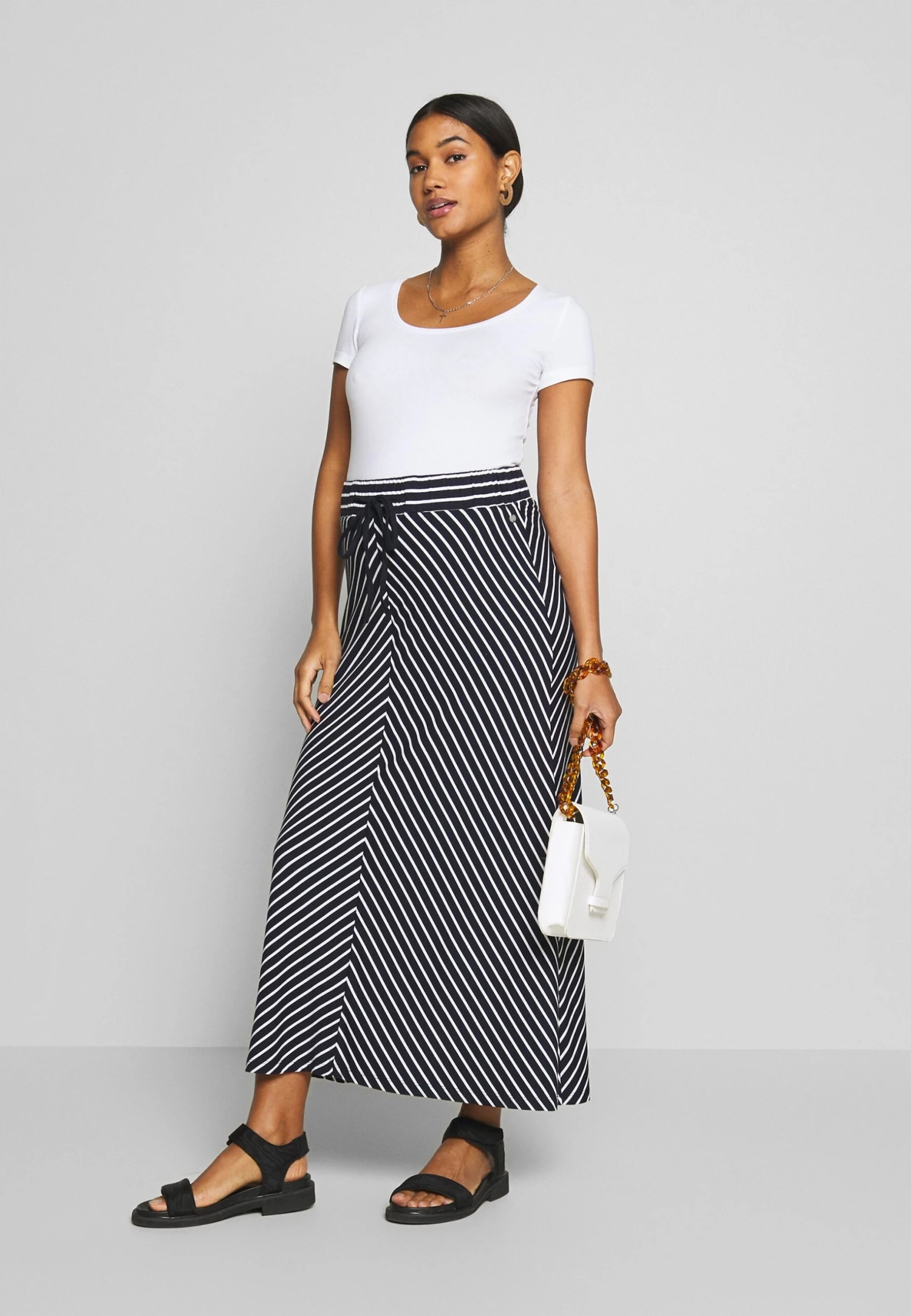 3Er Pack - T-Shirt Basic - White/Black/Dark Grey - Afbeelding 2